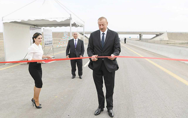 Prezident Ələt-Astara-İran avtomobil yolunun açılışında