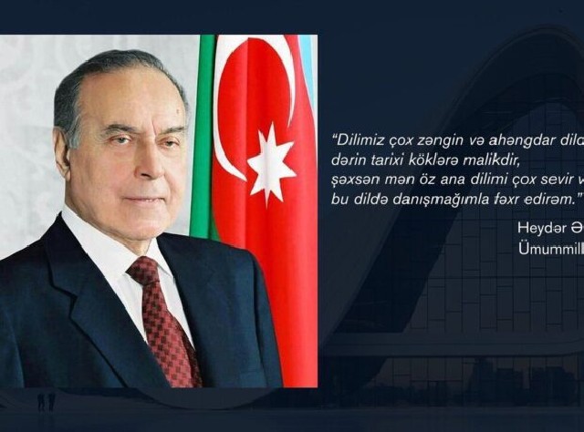 Ümummilli Lider Azərbaycan dilinin adını özümüzə qaytardı