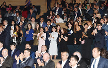 Birinci vitse-prezident Nəsimi Festivalının bağlanış qala-tamaşasında - Fotolar