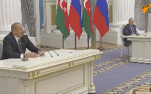 Azərbaycan və Rusiya prezidentləri mətbuata bəyanatlarla çıxış ediblər - Video