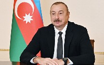 İlham Əliyev yeni seçilmiş 2 Prezidenti təbrik etdi
