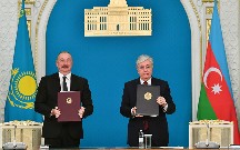 Azərbaycan-Qazaxıstan sənədləri imzalandı - Fotolar