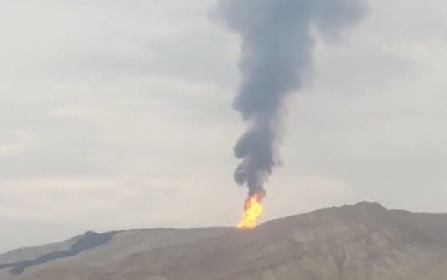 Bakıda vulkan püskürdü - Video