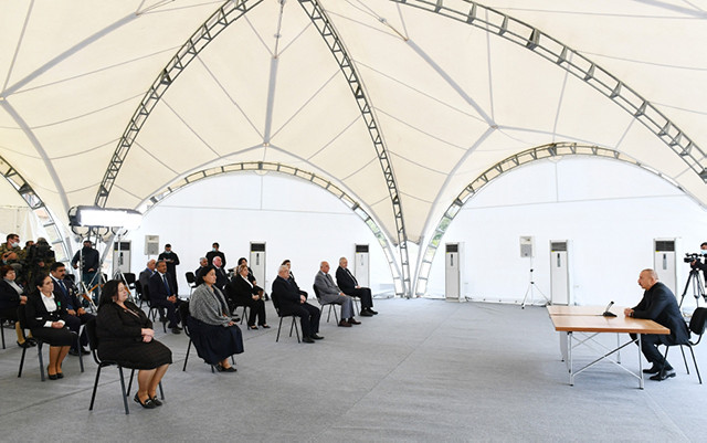 Prezident Xocavənddə ictimaiyyət nümayəndələri ilə görüşdü - Foto