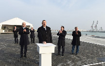 Prezident Dəniz Ticarət Limanında terminalın açılışında - Foto