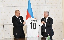 İlham Əliyev “Qarabağ”ın üzvlərini qəbul etdi - Fotolar